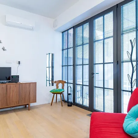 Apartamento Magic Loft 29 By Happyhostorino Turim